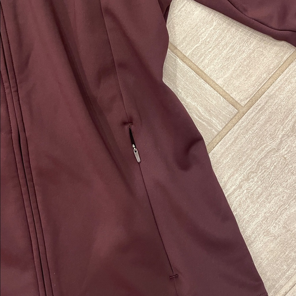 Old Navy Maroon Active Zip-Up Jacket - Picture 3 of 4